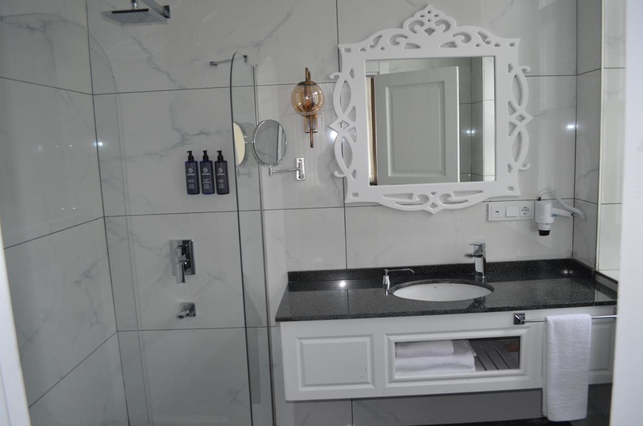 Qrista Managed By Dedeman Hotel Kars Exterior photo
